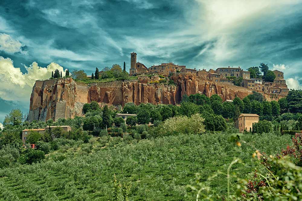 Rome Tours and Transfers Option D: Orvieto and Winery/Olive Mill Tour (3 hours)
